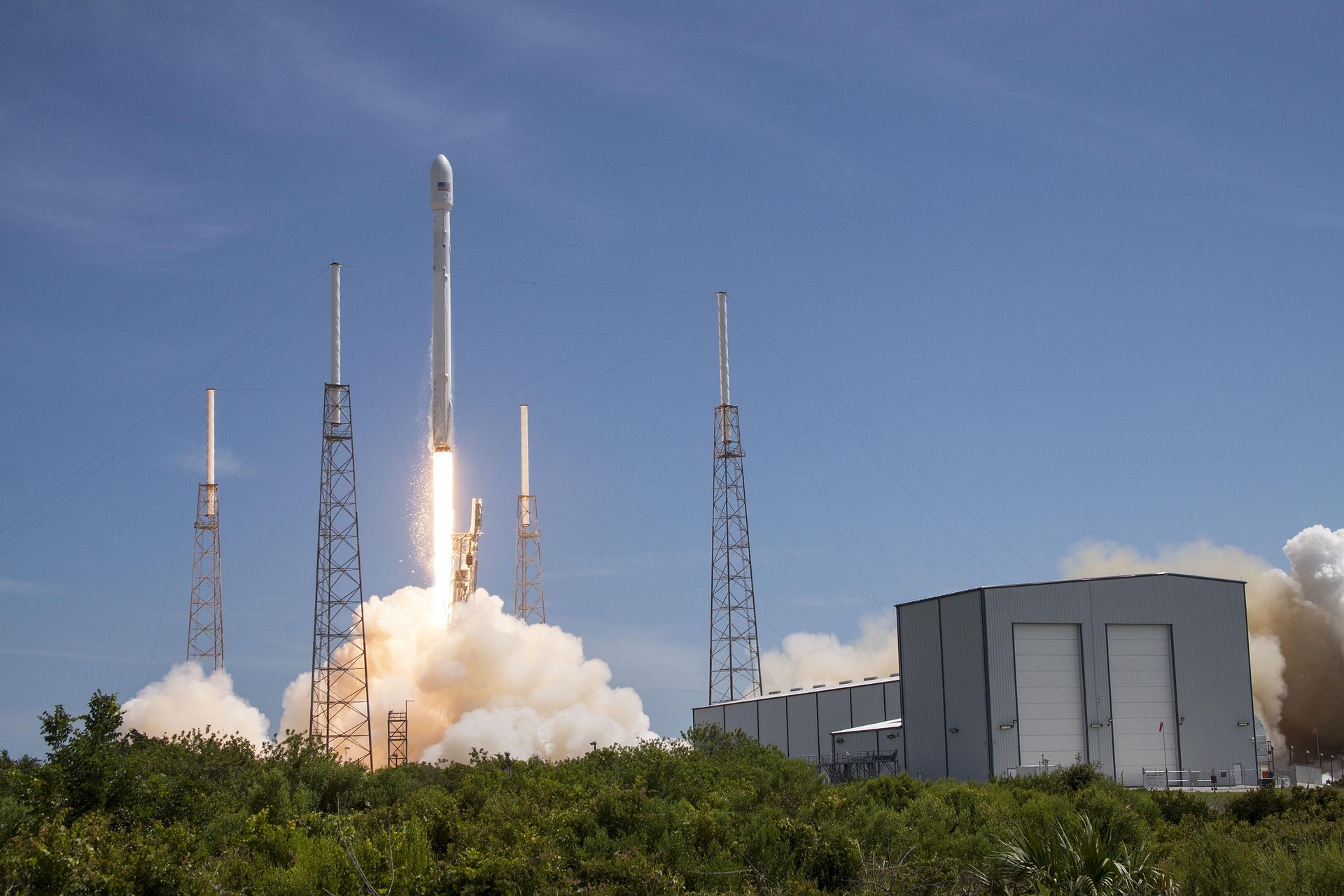 SpaceX Launch Today 25 Starlink Satellites Lift Off on Falcon 9 from California